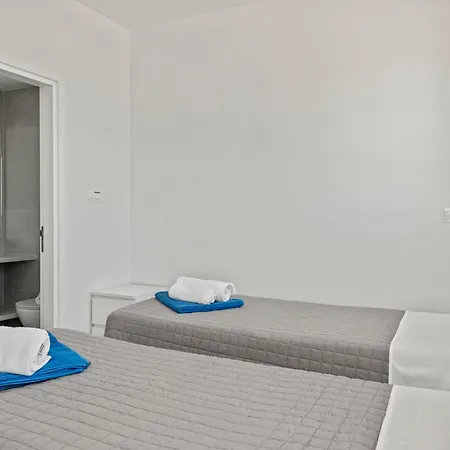 Serenity Waves 16 Larnaka