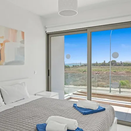 Villa Serenity Waves 16