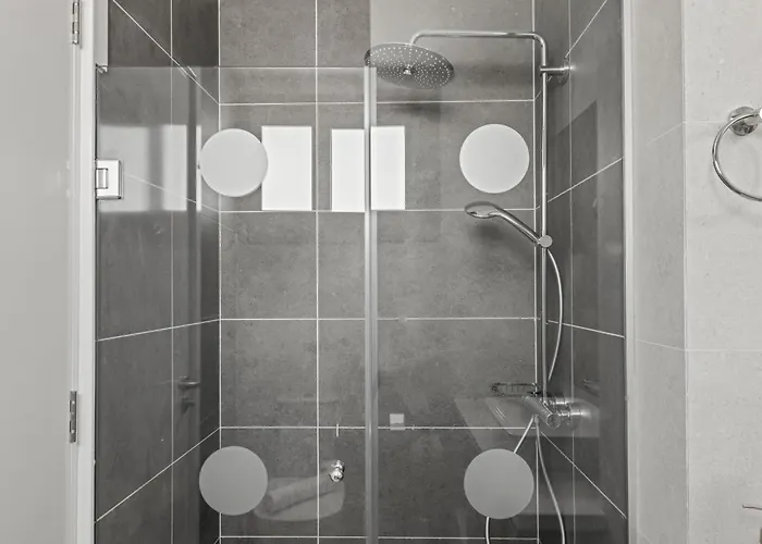 Serenity Waves 16 Larnaca