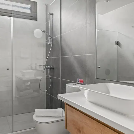 Serenity Waves 16 Вілла