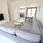 Serenity Waves 16 * Ларнака